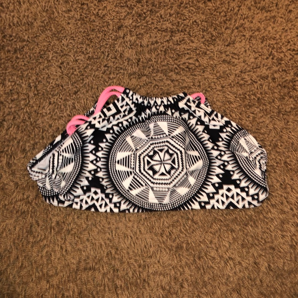 Black And White High Neck Bathing Suit Top